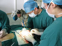 潍坊人民医院整形医生在手术