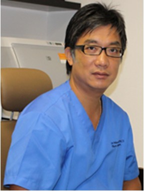 Dr. Ho Wai Sun是注册的整形外科医师何维新
