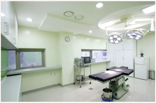 韩国LUX整形外科医院手术室