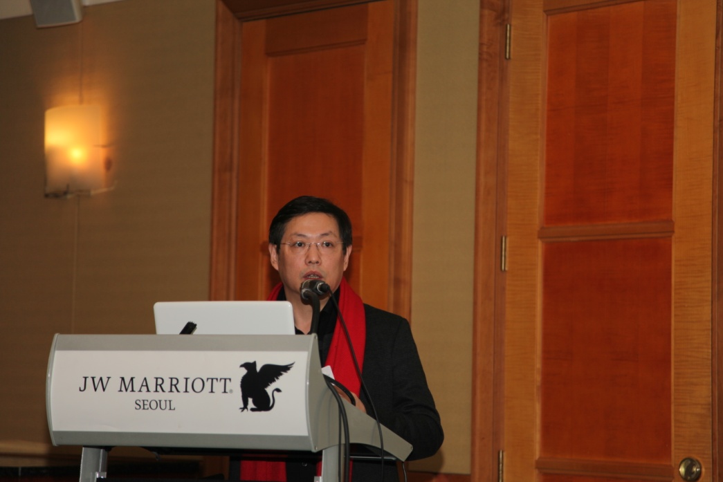 王毅超受邀出席爱贝芙2012年年会并做专题演讲