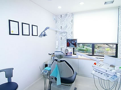 韩国秀齿科医院治疗室 