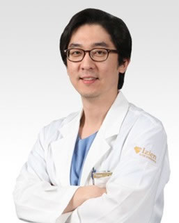 洪铉畯 韩国Izien整形外科医院整形医生