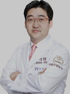 李硕埈 韩国丽珍整形外科医院院长