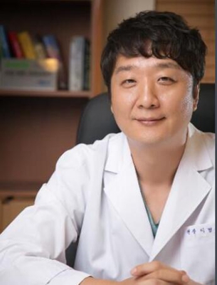 李炳浍 北京美憬医疗美容整形美容外科韩方院长