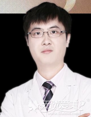 刘军 西安高一生双眼皮手术医生