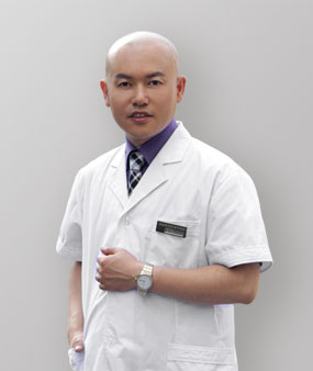 北京加减美医疗美容整形医生许主任