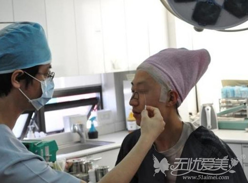 我在郑州欧兰驼峰鼻矫正手术设计