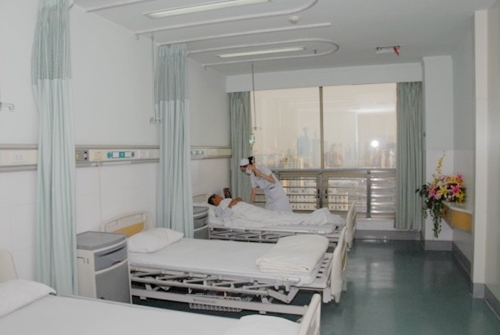 湘雅医院病房图片
