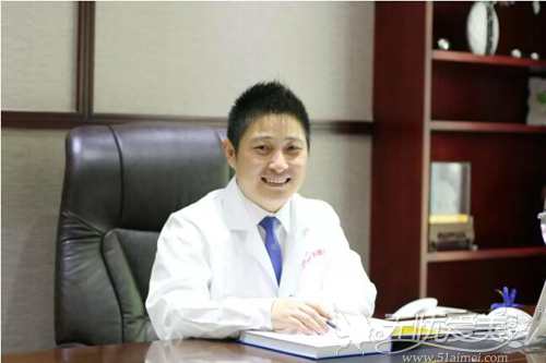 专访东莞依谋医疗美容院长赵正杰：隆鼻术后是否会留下疤