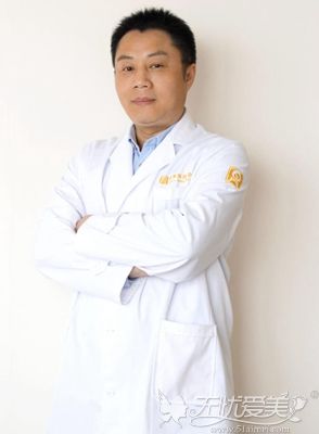 深圳回来医疗美容激光科医生刘纯源