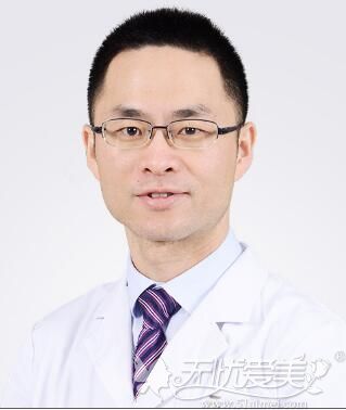 曾昂 北京美莱整形外科医生