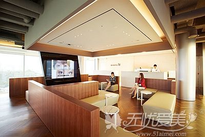 韩国ID整形医院15F咖啡厅