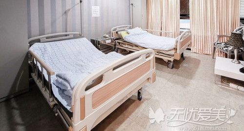 韩国美作整形医院病房观察室