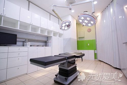 韩国GRIDA整形外科医院手术室