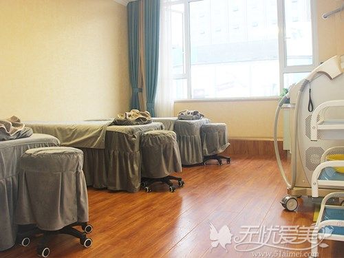 汉中名韩医疗美容整形美肤治疗室