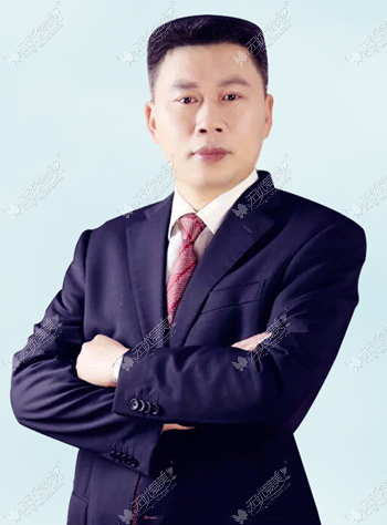杨勇 成都军大整形外科技术主任