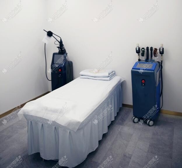 北京樱桃医疗美容激光美肤治疗室