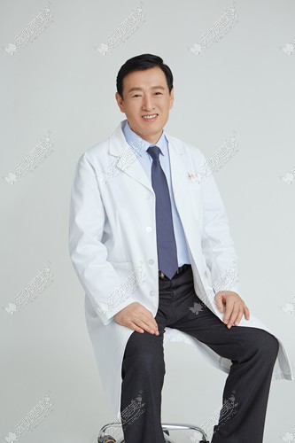 李明医生