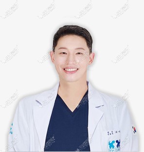 韩国珠儿丽整形外科医生崔瑞吉